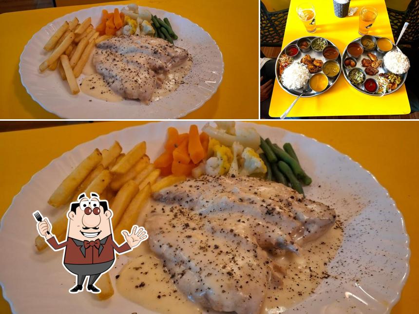 Food at Giri Bar and Restaurant