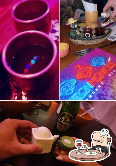 Plats à Neon monkey