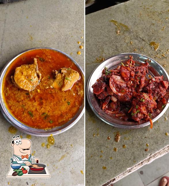 Chicken curry at Hotel Barkat restaurant