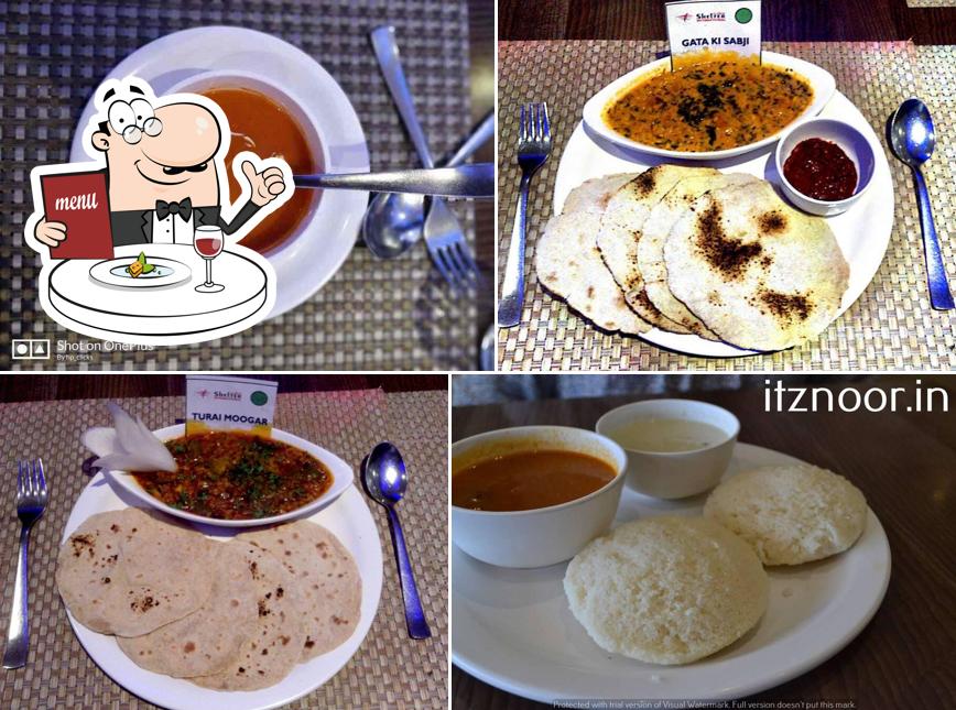 Meals at Rudra Shelter International Hotel