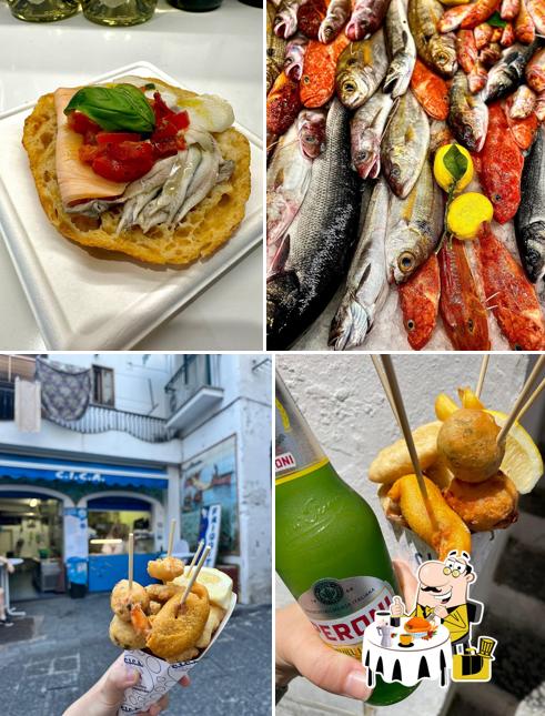 Cibo al Pescheria CICA con Cucina Amalfi