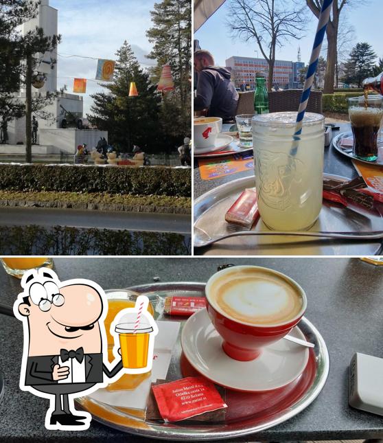 Goditi qualcosa da bere a Caffe City, SIMEONE d.o.o