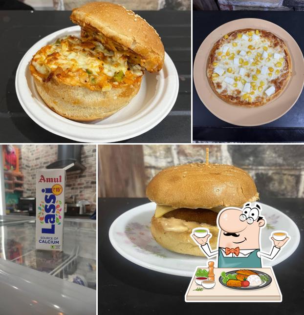 Pulled pork sandwich at Mehrotra Amul Parlour