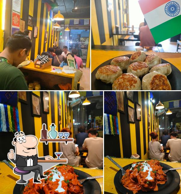 The interior of PARADISE MOMOS