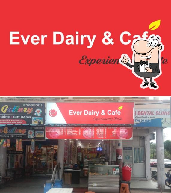 EVER DAIRY & CAFE