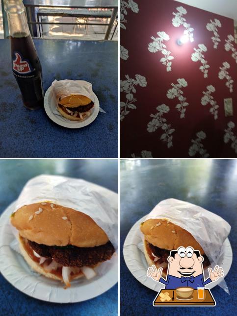 Pulled pork sandwich at Bawa Band wala