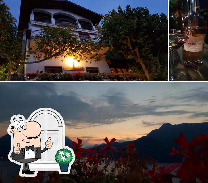 La foto di esterno e bevanda da Crotto di Biosio