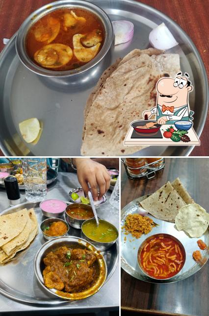 Chicken curry at Jijau Lunch Home