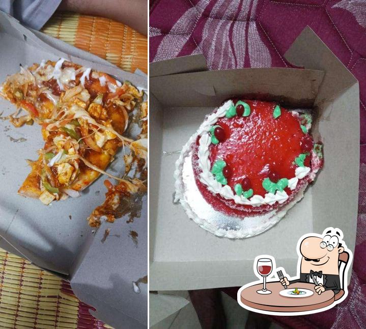 Food at RAGIGUDDA CAKE WORLD