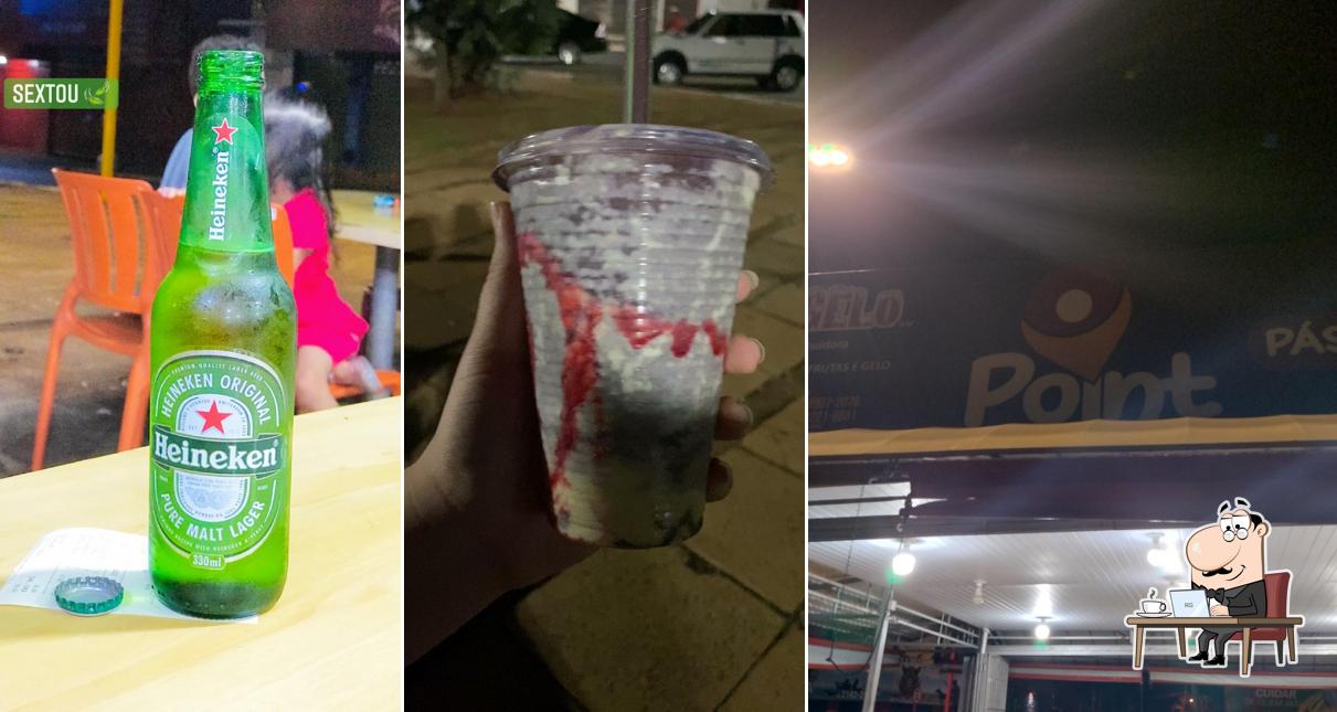 Sente em uma das mesas no Point Pasteis Lanches e Sorveteria