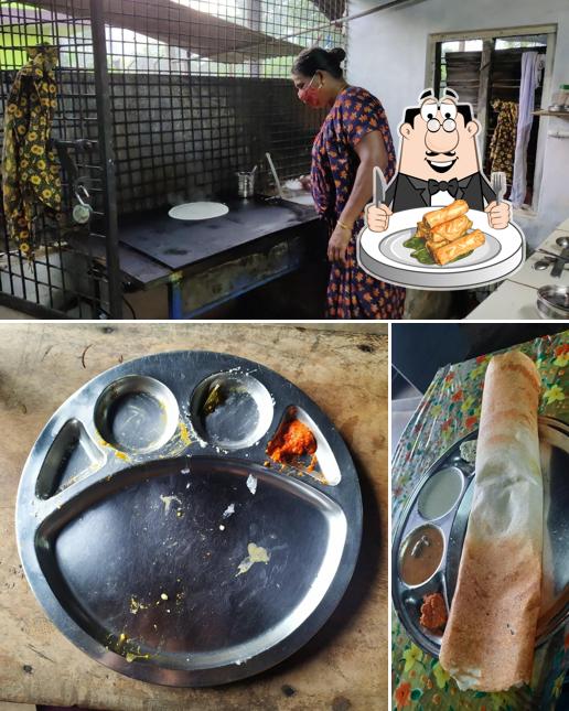 Spring rolls at Ammu Chechi Dosa Kada