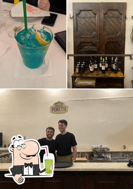 Goditi un drink a Gambit Ludo Pub