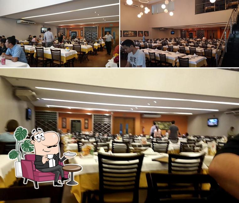 Veja imagens do interior do Picanha Mania - Ramos Ferreira