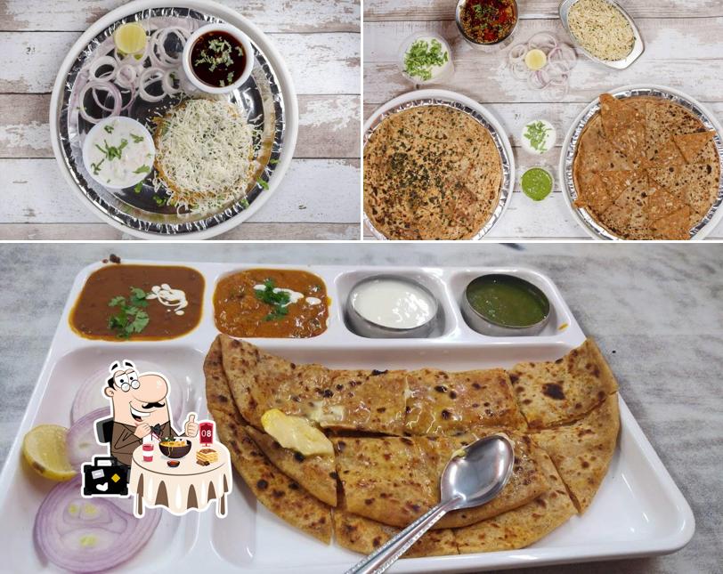 Food at Jashn e Paratha