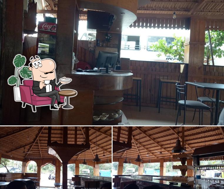 Check out how Camlin Scirocco Restaurant looks inside