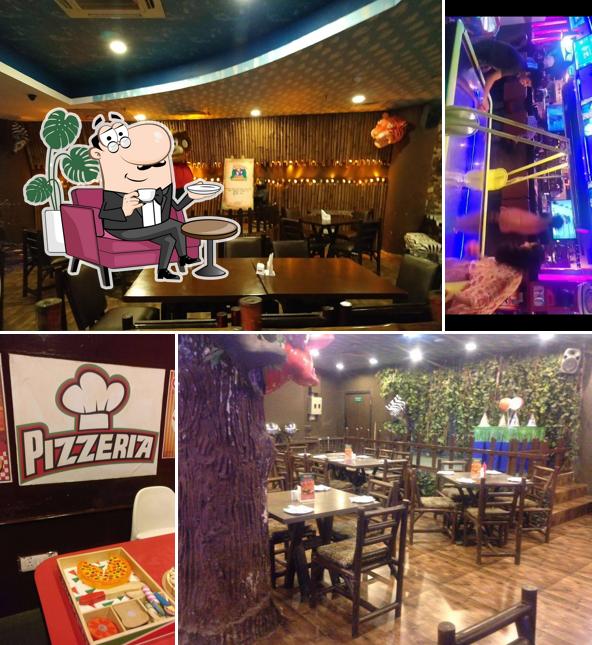 Check out how Hang Out looks inside