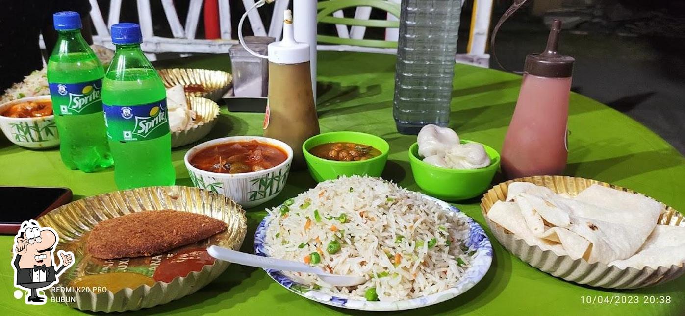 The interior of Cheese, chilly chicken