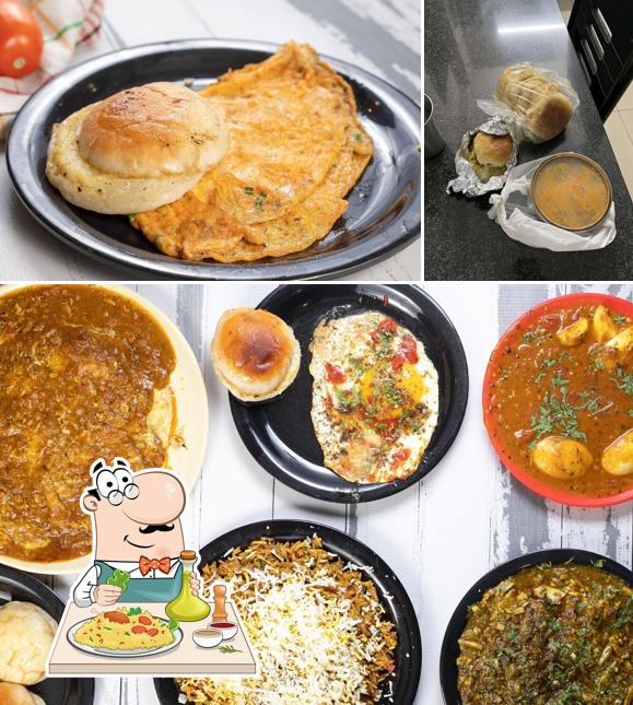 Food at Mahesh Omlet Egg Restaurant