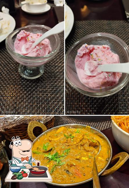 Chicken curry at AARA LIVAA Multi Cuisine Restaurant