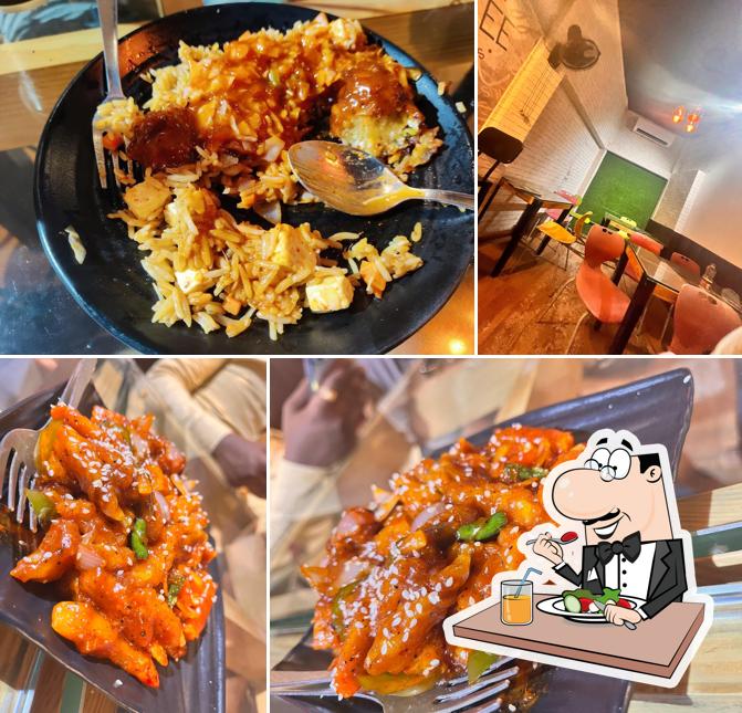 Food at PAPA CAFE