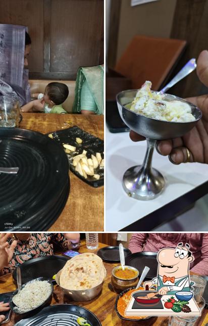 Chicken curry at New Rajkumar Restaurant(Madhav Nagar)