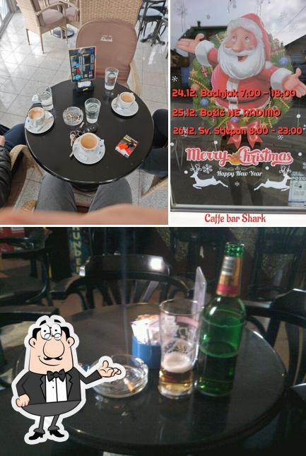 Gli interni di Caffe Bar "SHARK"