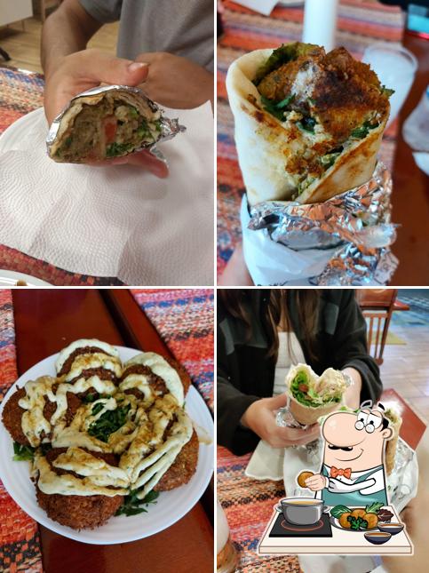 Falafels em Eyas Comida Árabe
