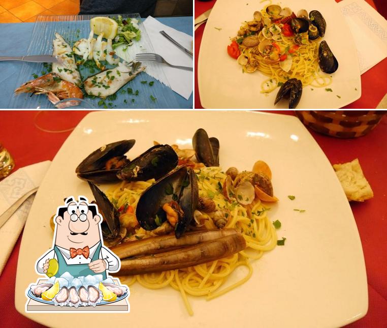 Pastamore & Chiatamone propone un'ampia gamma di piatti di mare