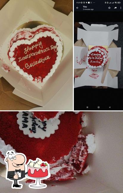 Red velvet cake at Cake Express