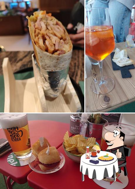 Piatto di formaggi al M&M bar osteria