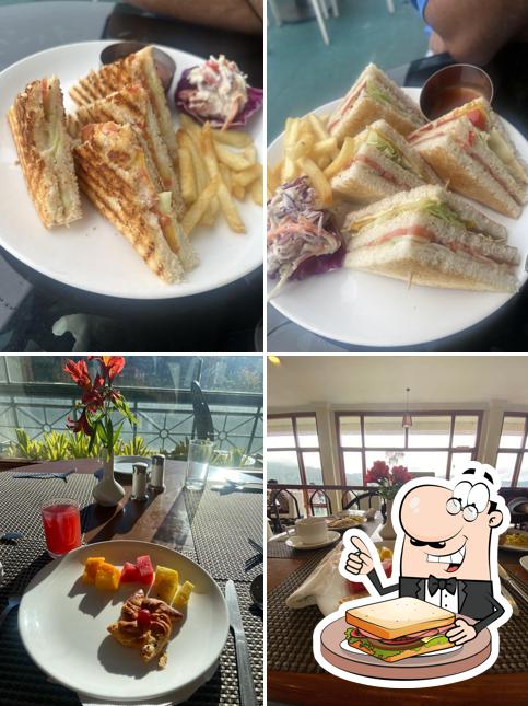 Grilled cheese sandwich at Toda Cafe