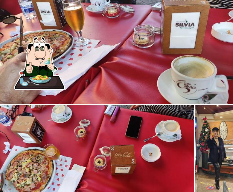 Tra le varie cose da Bar Silvia si possono trovare la cibo e interni