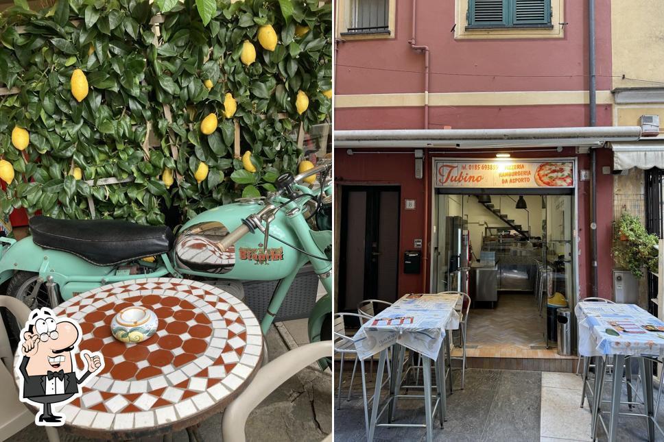 Gli interni di Pizzeria Al Tubino