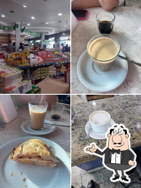 Sente em uma das mesas no Panificadora Camões