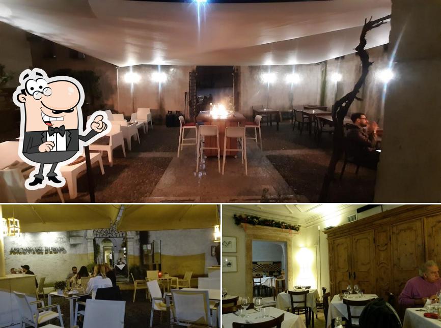 Siediti a un tavolo di Scrigno del Duomo