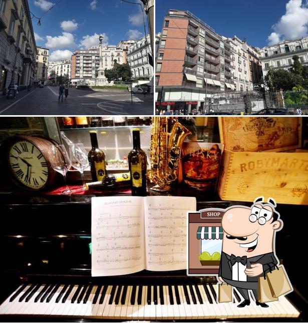 Puoi goderti l'aria fresca da seduto all'esterno di Mosto - Birra Artigianale & Distillati