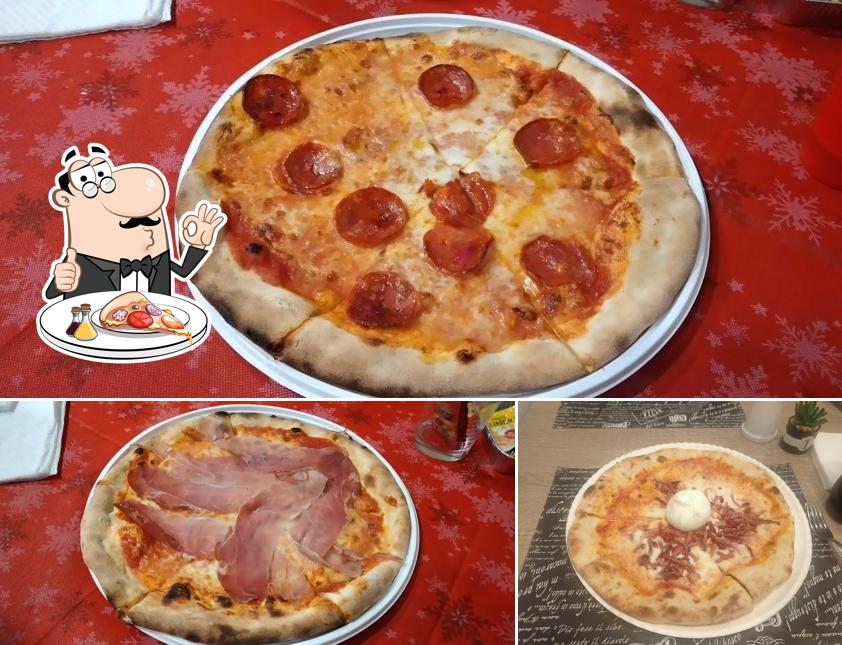 Ordina tra le molte varianti di pizza