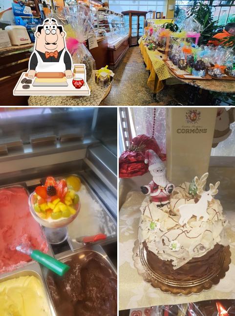 Florian Caffé serve un'ampia selezione di dessert