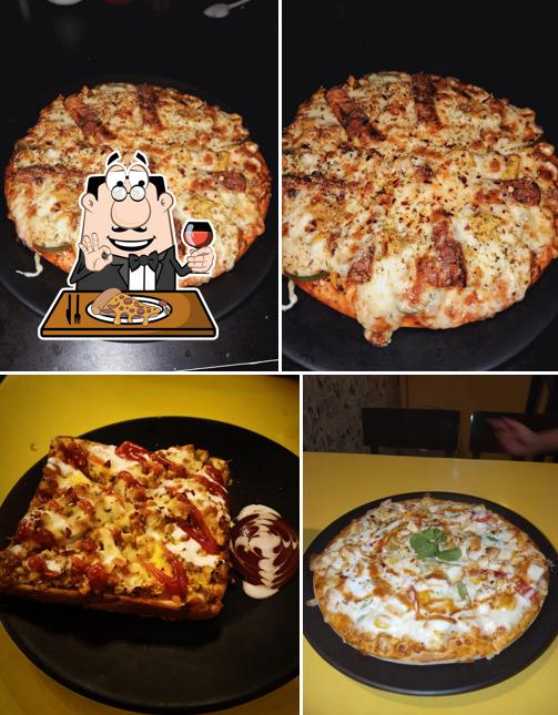 Try out pizza at Cha Culture Chakdah