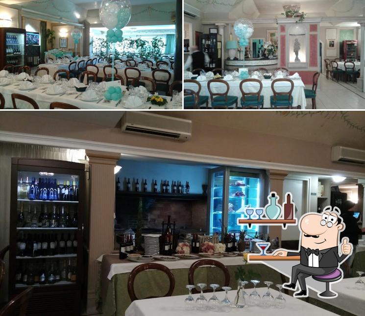 Dai un'occhiata agli interni di Ristorante Monte Artemisio - Villa Artemis Monte Artemisio Resort