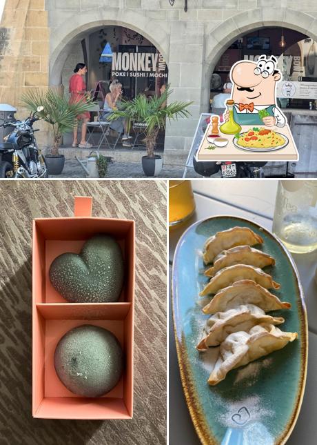 Guarda la foto che presenta la cibo e esterno di Monkey Bowl Murten