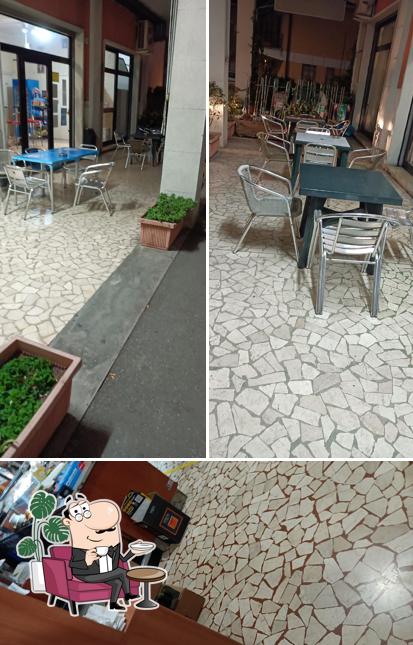 Gli interni di Royal Bar