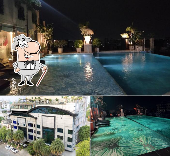 Check out how Hotel Nagpur Ashok looks outside