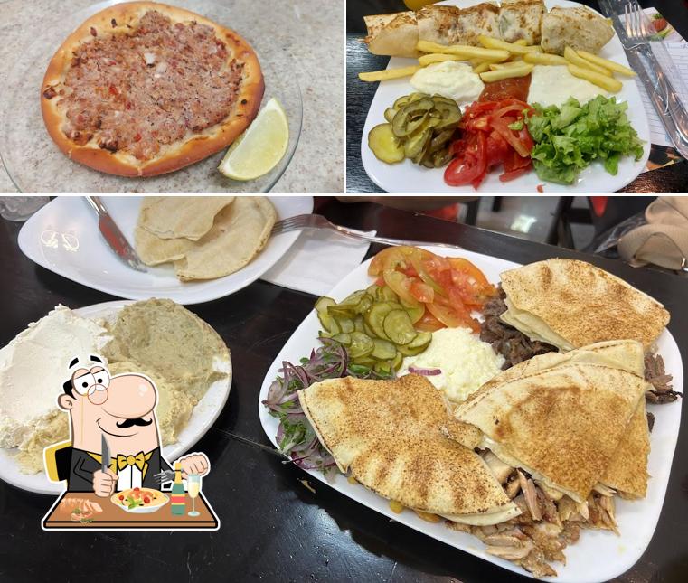 Platos en Restaurante Istambul