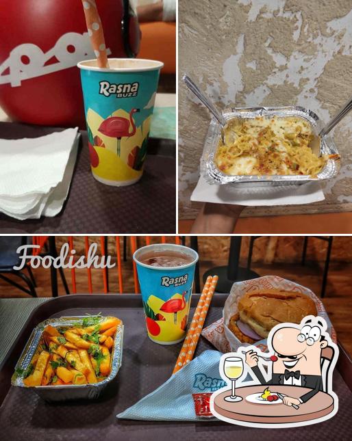 Among different things one can find food and beverage at Rasna buzz