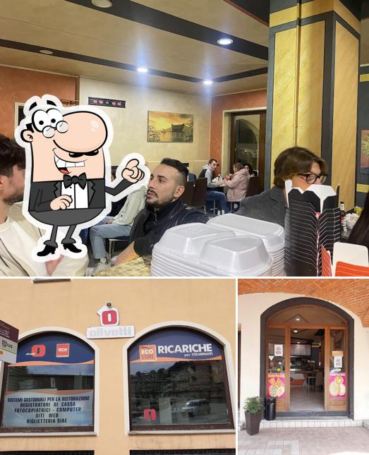 Tra le varie cose da Istanbul pizza kebap si possono trovare la interni e esterno
