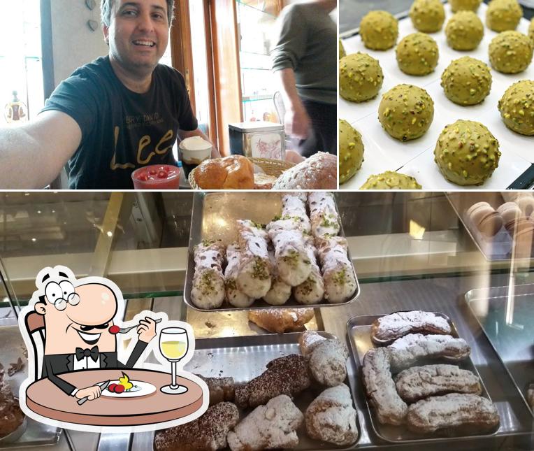 Cibo al Bar Mimmo | Pasticceria Gelateria Furci Siculo Cibo al Bar Mimmo | Pasticceria Gelateria Furci Siculo