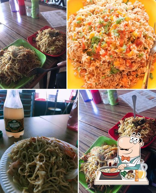 Fried rice at Nuas Cafe