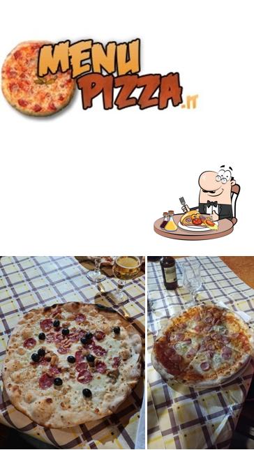 Scegli una pizza a Pizzeria La Lanterna di Farris