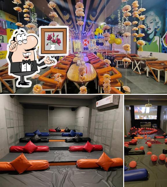 Check out how Hilers looks inside